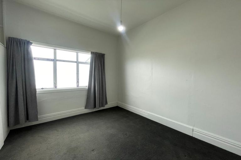 Photo of property in 28 Division Street, Riccarton, Christchurch, 8041