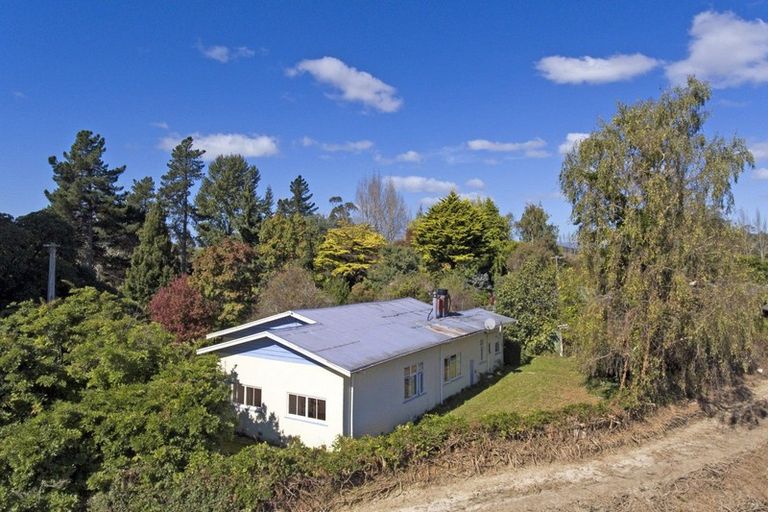 Photo of property in 61 Neudorf Road, Upper Moutere, 7175