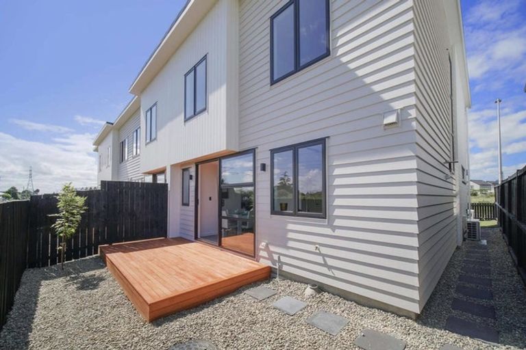 Photo of property in 38 Kapia Drive, Takanini, 2112