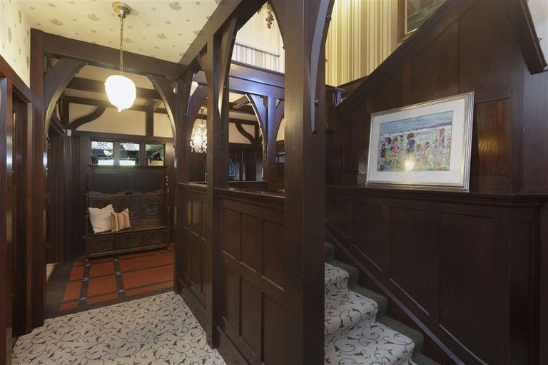 Photo of property in 283 Papanui Road, Merivale, Christchurch, 8052