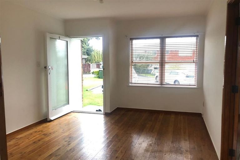 Photo of property in 5/8 Hooker Place, Papatoetoe, Auckland, 2025