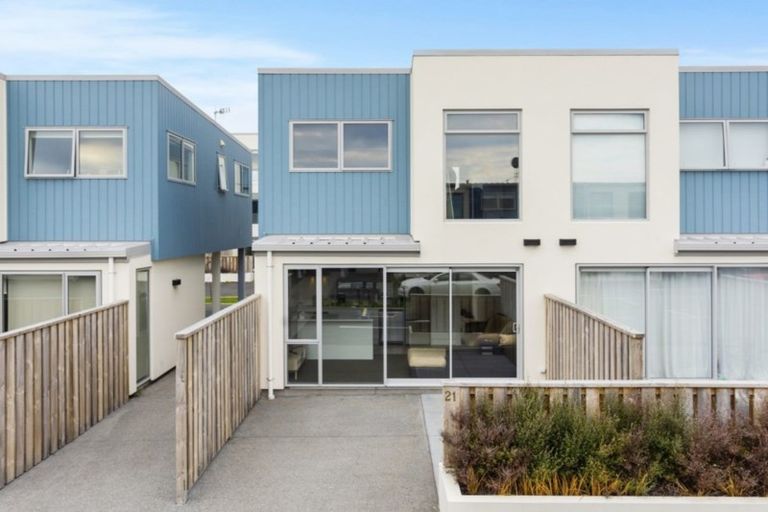 Photo of property in 31 Reynolds Place, Papamoa Beach, Papamoa, 3118