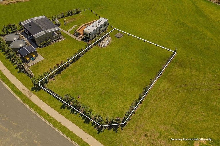 Photo of property in 52 Skippers Road, Opito Bay, Whitianga, 3592