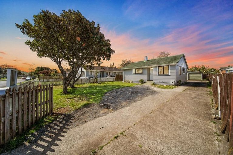 Photo of property in 54 Valiant Street, Mangere, Auckland, 2022