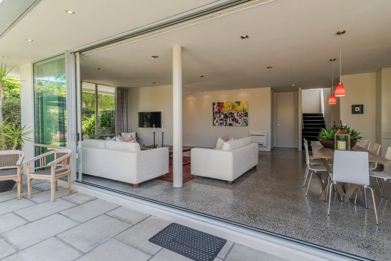 Photo of property in 148 Merivale Lane, Merivale, Christchurch, 8014