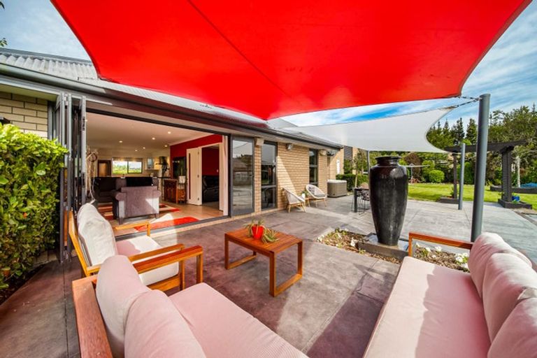 Photo of property in 12 Rossington Drive, West Melton, 7618