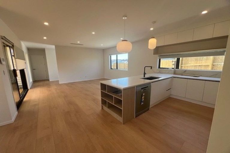 Photo of property in 44 Ta Moko Drive, Gulf Harbour, Whangaparaoa, 0930