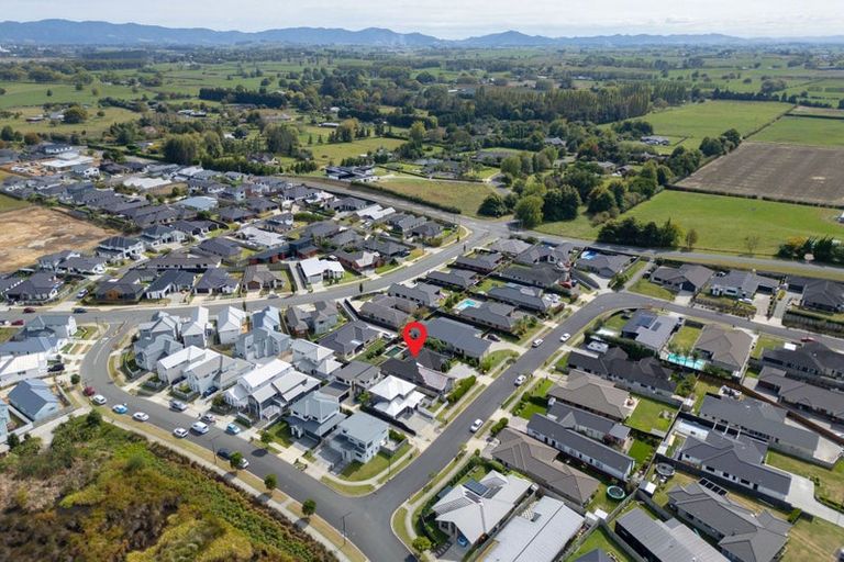 Photo of property in 32 Glaisdale Crescent, Flagstaff, Hamilton, 3210