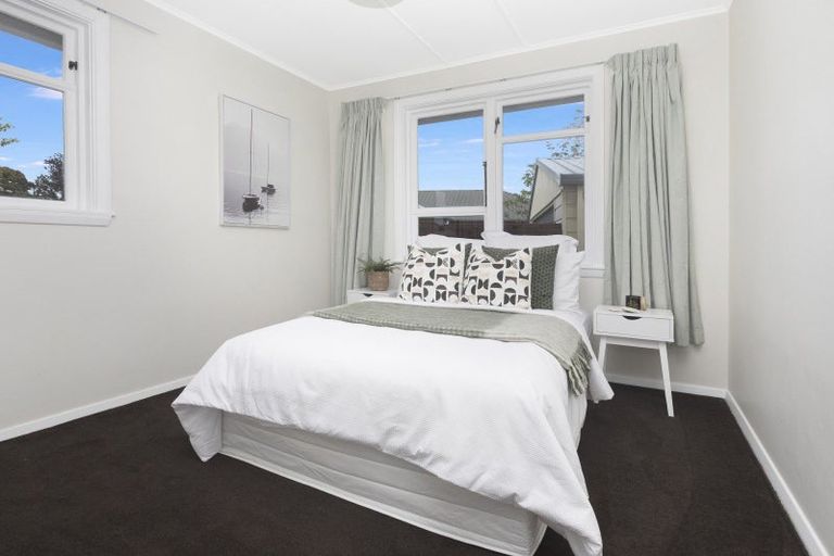 Photo of property in 142 Grahams Road, Burnside, Christchurch, 8053