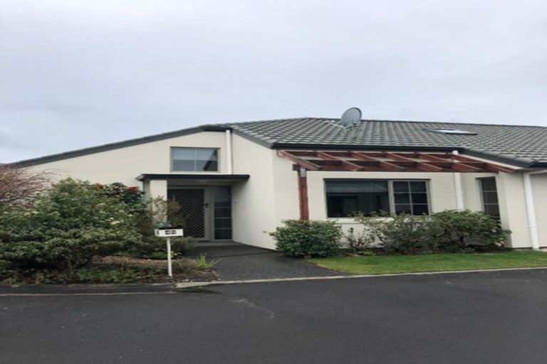 Photo of property in 42 Lakeridge Close, Rangatira Park, Taupo, 3330