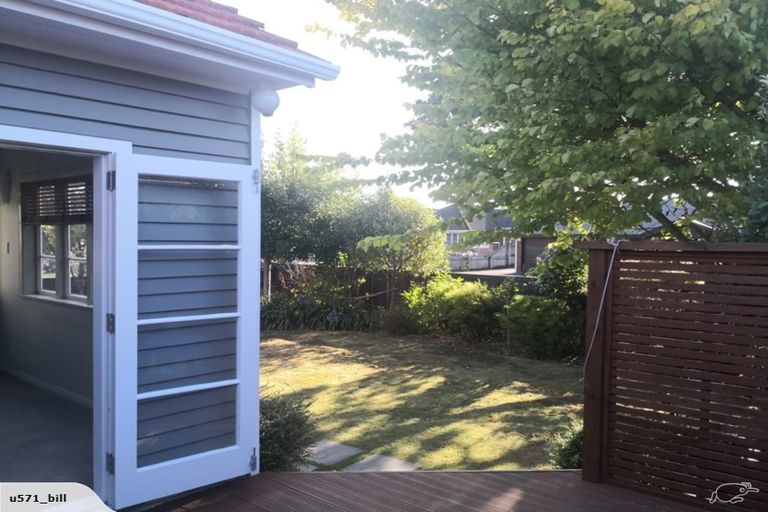 Photo of property in 23 Vincent Street, Waterloo, Lower Hutt, 5011