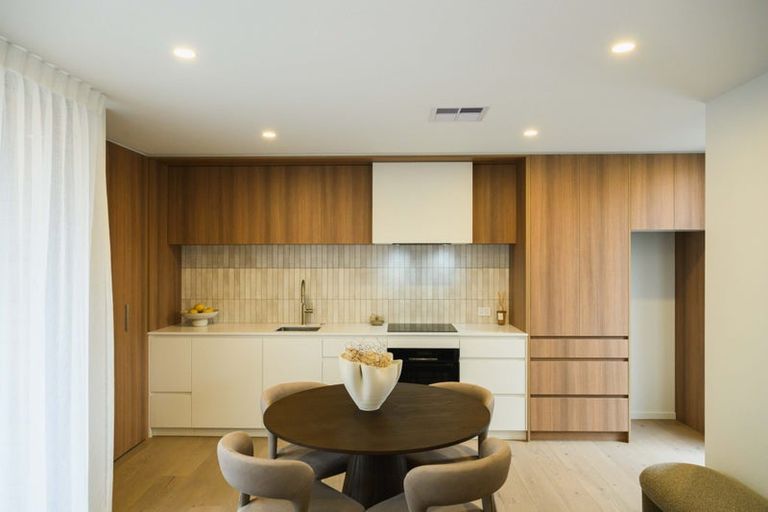 Photo of property in 3/23 Webb Street, Saint Albans, Christchurch, 8014