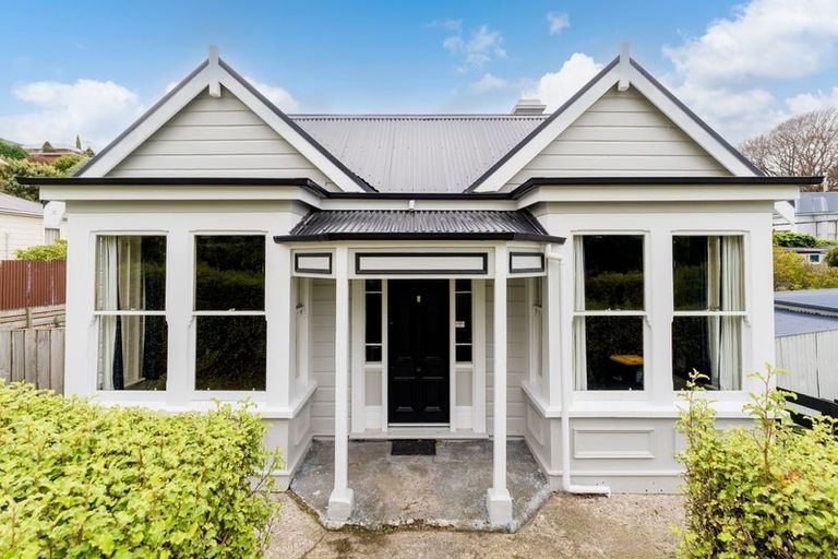Photo of property in 8 Durham Street, Mornington, Dunedin, 9011