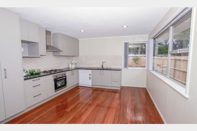 Photo of property in 10b Glynnbrooke Street, Te Atatu South, Auckland, 0610