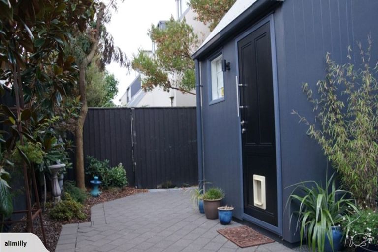 Photo of property in 2/71 Burke Street, Addington, Christchurch, 8024