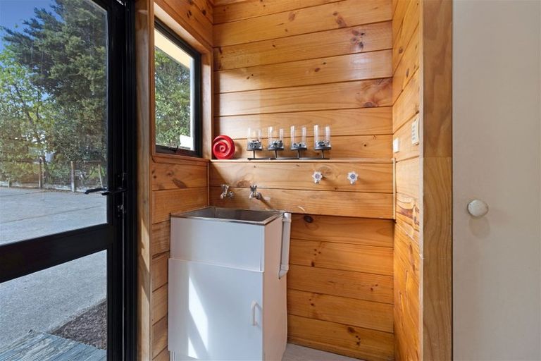 Photo of property in 59 Allington Road, Massey, Auckland, 0614