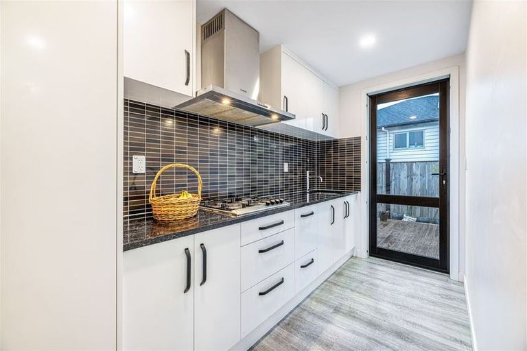 Photo of property in 216c Metcalfe Road, Ranui, Auckland, 0612