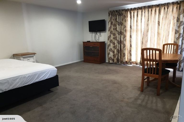 Photo of property in 5 Kauri Drive, Takanini, 2112