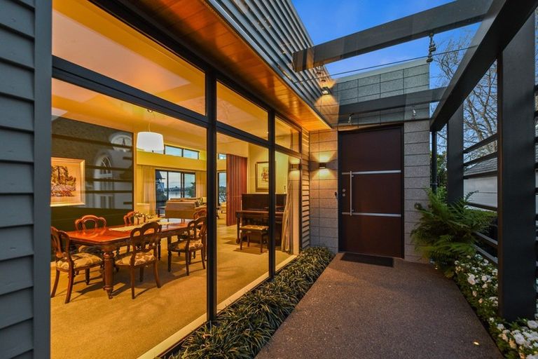 Photo of property in 54 Lake Crescent, Hamilton Lake, Hamilton, 3204