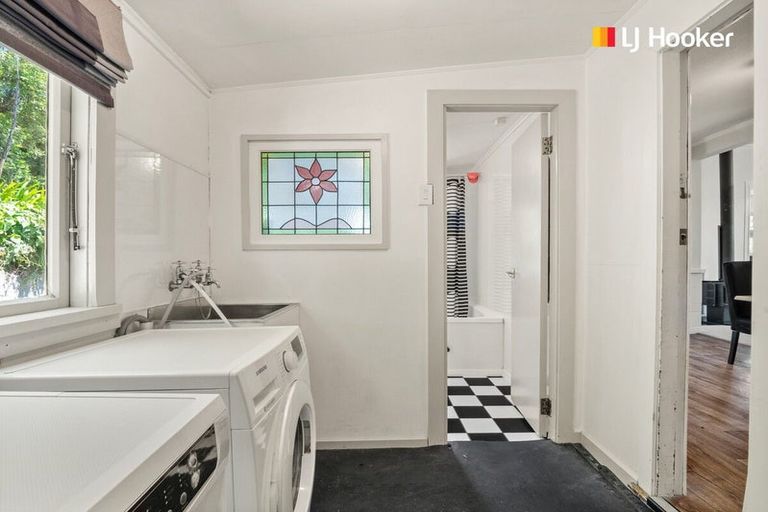 Photo of property in 425 South Road, Caversham, Dunedin, 9012