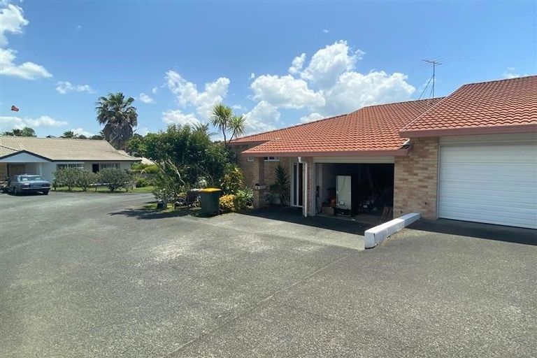 Photo of property in 27 Palmgreen Court, Stanmore Bay, Whangaparaoa, 0932