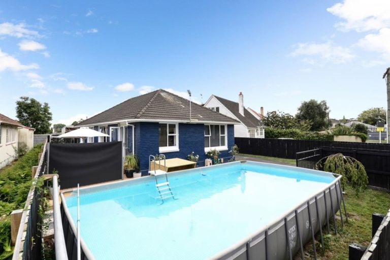 Photo of property in 33 Churchill Avenue, Maeroa, Hamilton, 3200