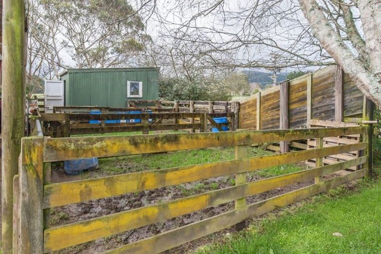 Photo of property in 35 Potts Road, Koputaroa, Levin, 5571