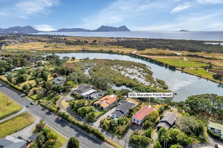 Photo of property in 90b Marsden Point Road, Ruakaka, 0116