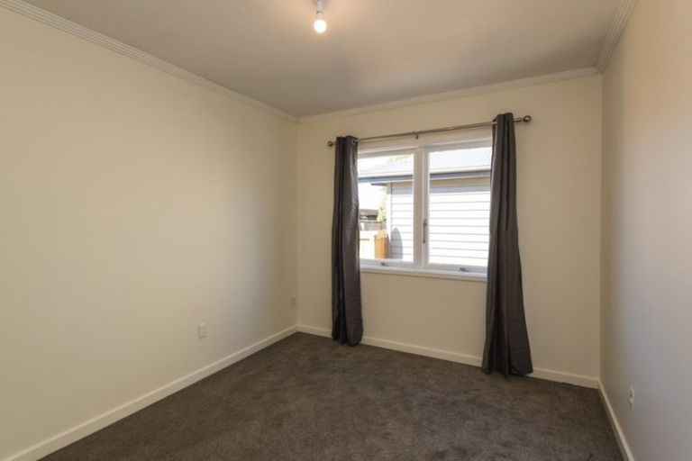 Photo of property in 201 Memorial Avenue, Burnside, Christchurch, 8053