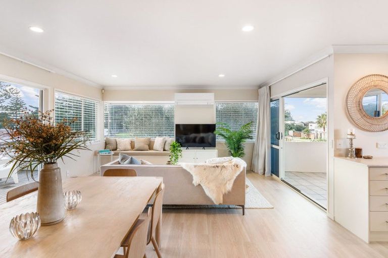 Photo of property in 102 Saint Patricks Row, Whangamata, 3620