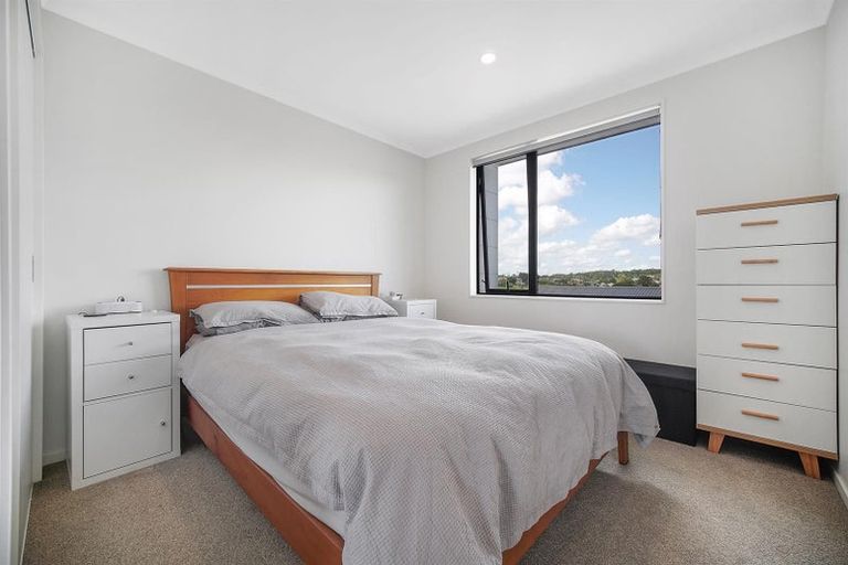 Photo of property in 4/1 Aperira Lane, Wiri, Auckland, 2104