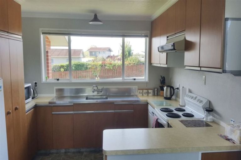 Photo of property in 11 Oxford Street, Waimate, 7924