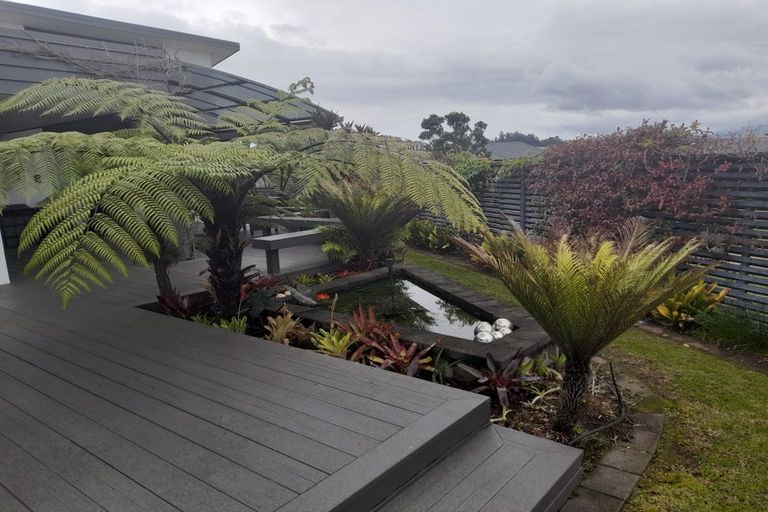 Photo of property in 20 Roseberry Place, Whitianga, 3510