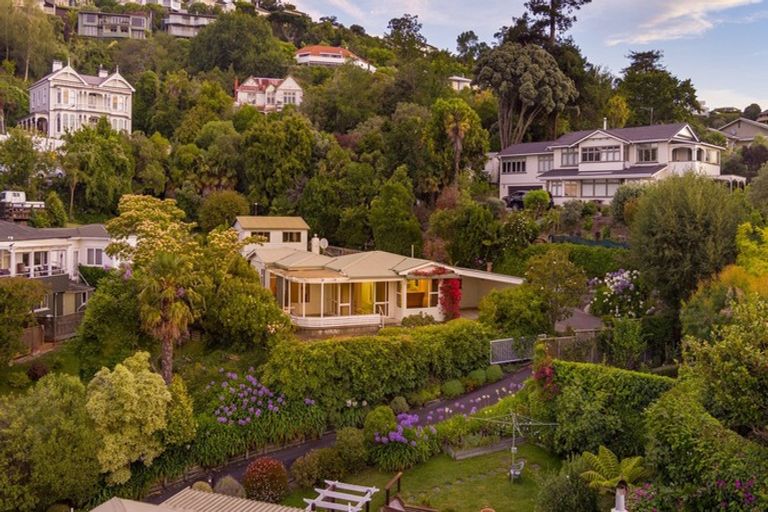 Photo of property in 2 Whitby Road, Britannia Heights, Nelson, 7010