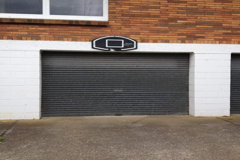 Photo of property in 2/12 Nile Road, Milford, Auckland, 0620