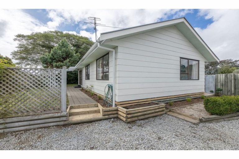 Photo of property in 2/79 Ottawa Road, Wainoni, Christchurch, 8061