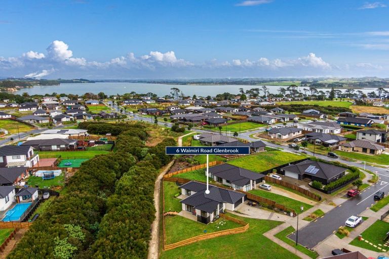 Photo of property in 6 Waimiri Road, Glenbrook, Waiuku, 2681