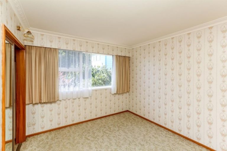 Photo of property in 8a Scott Street, Moturoa, New Plymouth, 4310