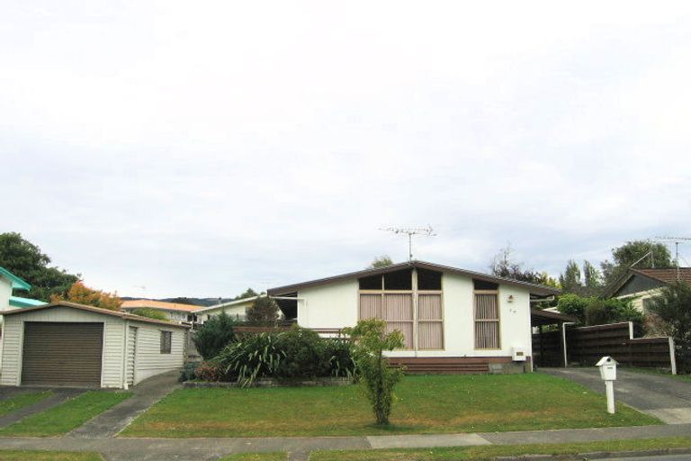 Photo of property in 79 Norana Road, Timberlea, Upper Hutt, 5018