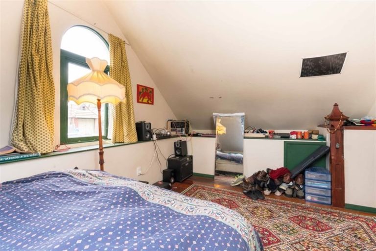 Photo of property in 40 Park Street, North Dunedin, Dunedin, 9016