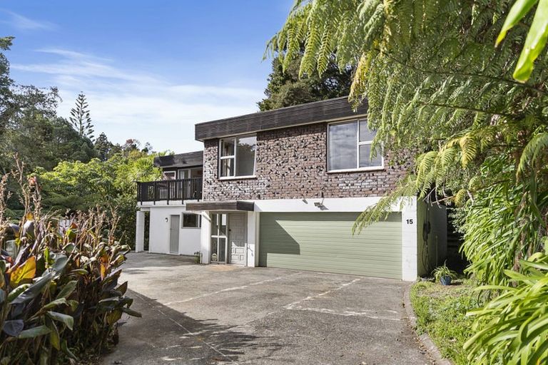 Photo of property in 15 Beeche Place, Birkdale, Auckland, 0626