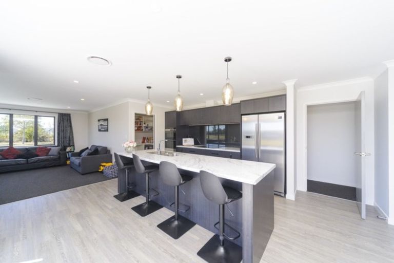 Photo of property in 7 Hartwell Drive, Kelvin Grove, Palmerston North, 4470
