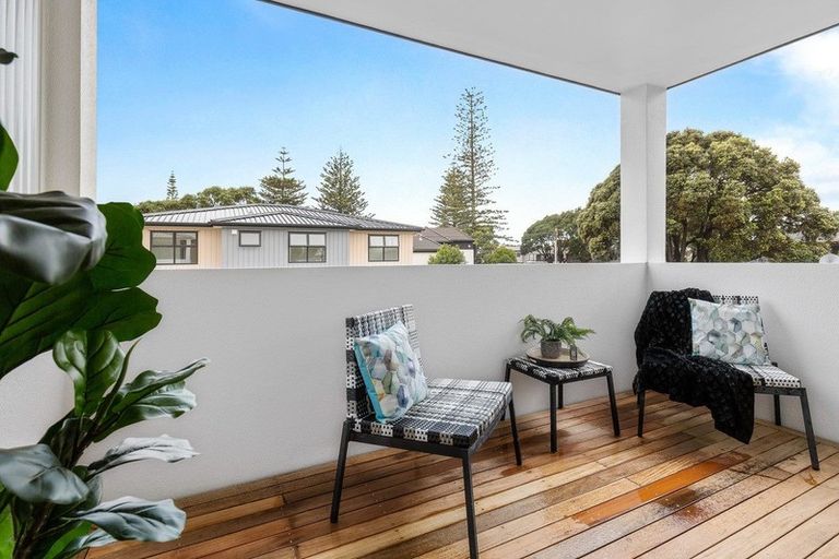 Photo of property in 7/445 Hibiscus Coast Highway, Orewa, 0931