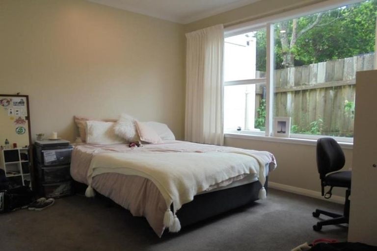 Photo of property in 23 Allington Road, Karori, Wellington, 6012