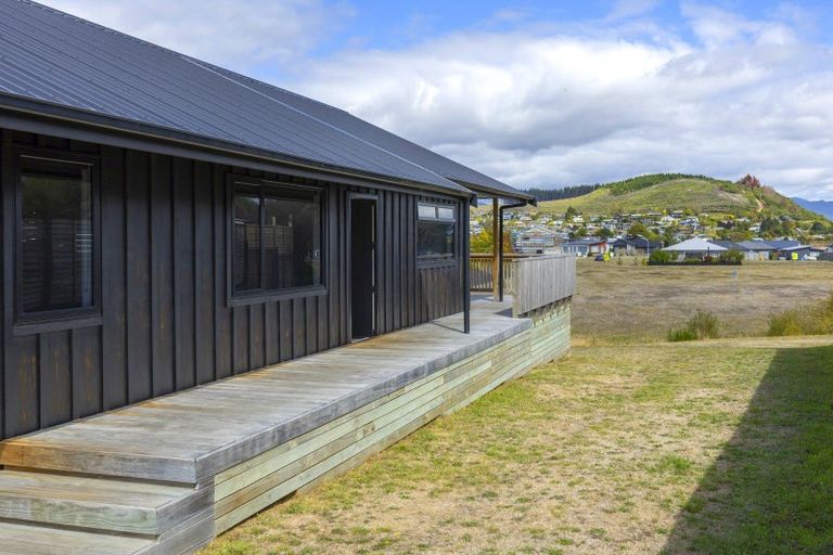 Photo of property in 30 John Norrie Place, Motuoapa, Turangi, 3382