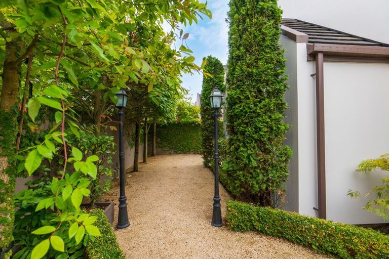 Photo of property in 21 Andover Street, Merivale, Christchurch, 8014