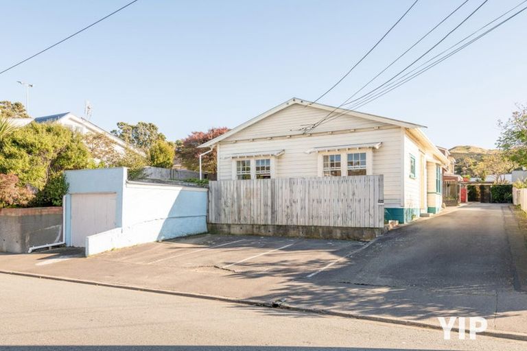 Photo of property in 1/44 Dr Taylor Terrace, Johnsonville, Wellington, 6037