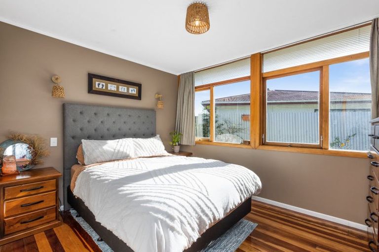 Photo of property in 27 Wycliffe Street, Onekawa, Napier, 4110
