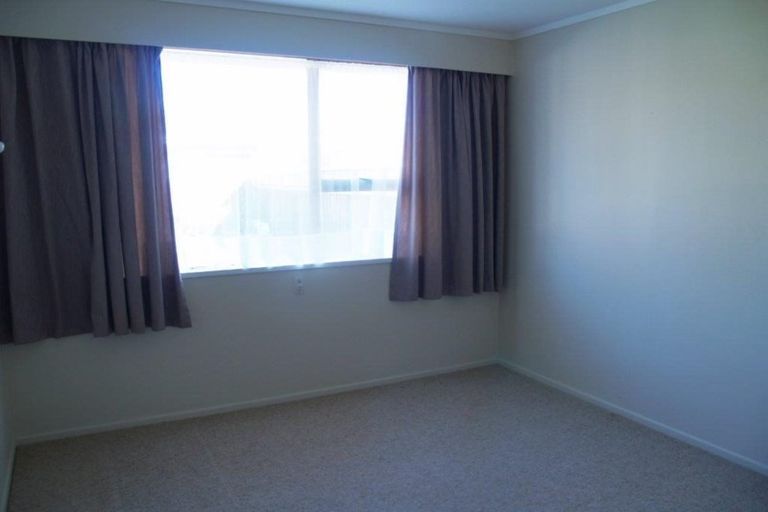 Photo of property in 3 Knights Grove, Otaki, 5512