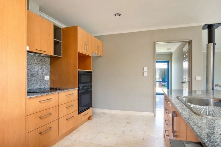 Photo of property in 19 Holdaway Street, Riversdale, Blenheim, 7201